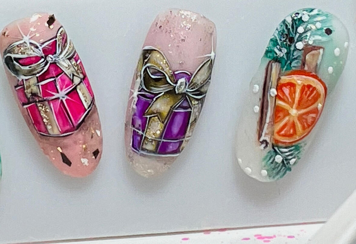 Gabriela Vasile Nail Trainer